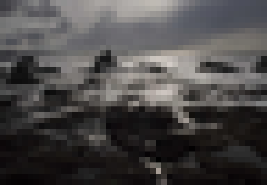 something's not quite right here, but i'm not sure what #mystery #blurry #suspense