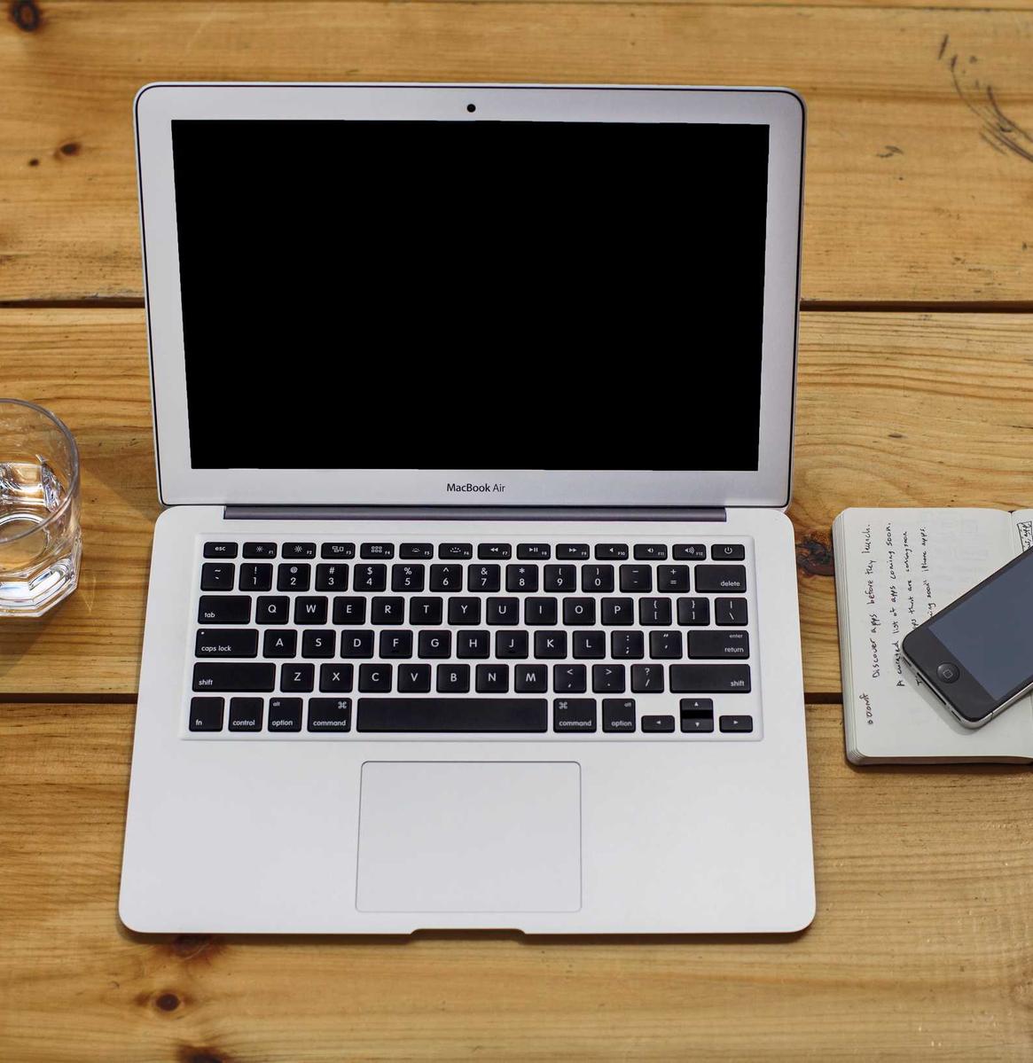 city nights are my happy place #urban #vibes #reveal